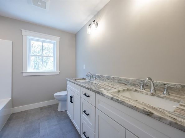220 Millville Road, Mendon MA 01756