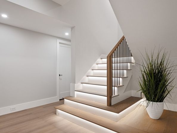 21 Lovett Road, Newton MA 02459