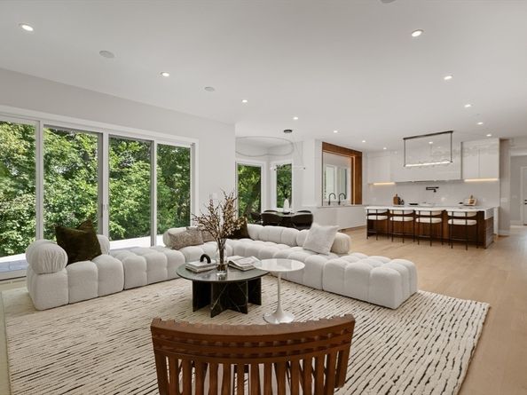 21 Lovett Road, Newton MA 02459