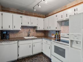 10 Main St 507, Framingham MA 01702