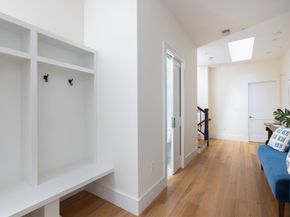 373 Harvard 1, Brookline MA 02446