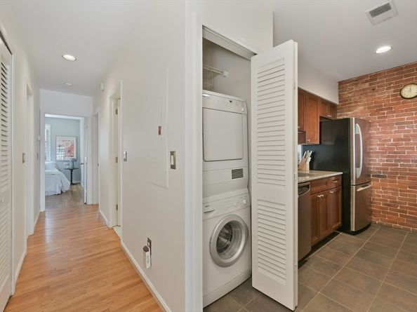 40 Joy St 4, Boston MA 02114