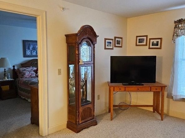 7 Crescent Way 315, Sturbridge MA 01518