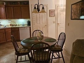 7 Crescent Way 315, Sturbridge MA 01518
