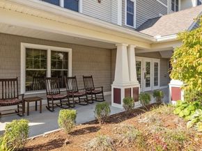 7 Crescent Way 315, Sturbridge MA 01518