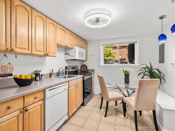 64 Bryon Road U1, Boston MA 02467
