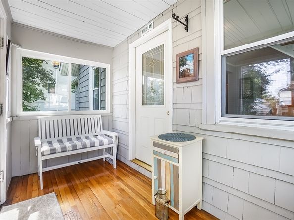 38 Van Vechten Street, Waltham MA 02452