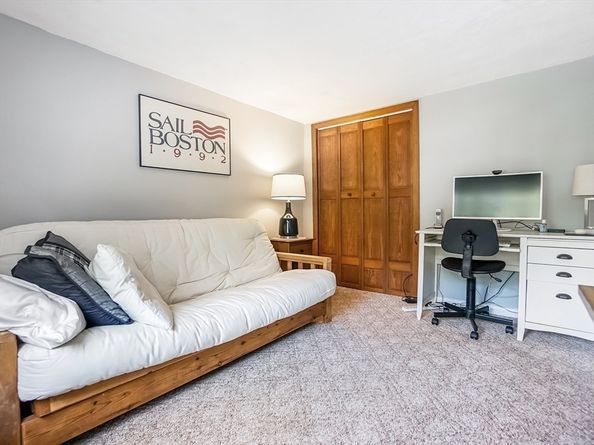 38 Van Vechten Street, Waltham MA 02452