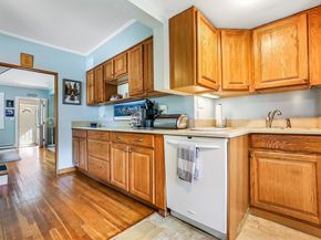 38 Van Vechten Street, Waltham MA 02452