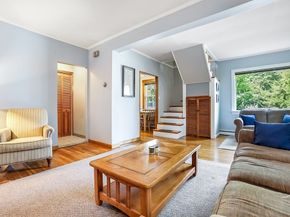 38 Van Vechten Street, Waltham MA 02452