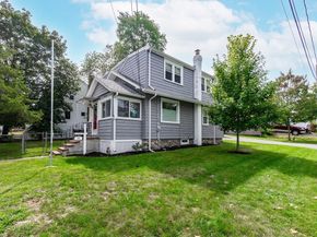 38 Van Vechten Street, Waltham MA 02452