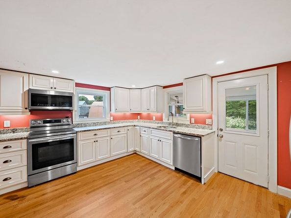 334 N. Main, Cohasset MA 02025