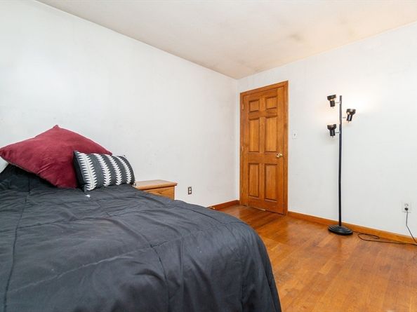 80 Forest St, Saugus MA 01906