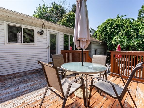 80 Forest St, Saugus MA 01906