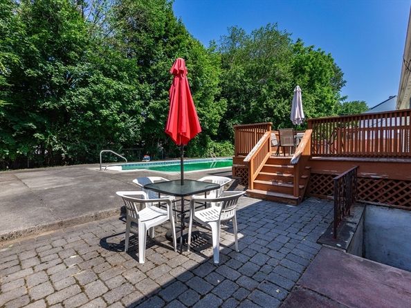 80 Forest St, Saugus MA 01906