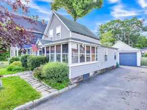 31 Park Ave, Leominster MA 01453