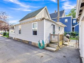 31 Park Ave, Leominster MA 01453