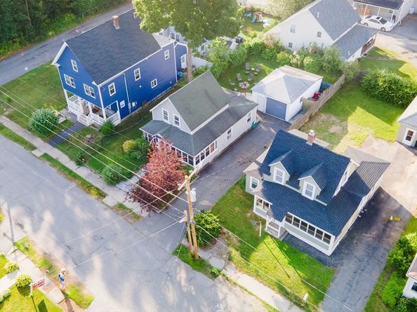 31 Park Ave, Leominster MA 01453