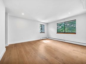935 Washington St 8, Newton MA 02460