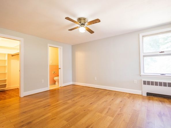163 Lake St, Weymouth MA 02189