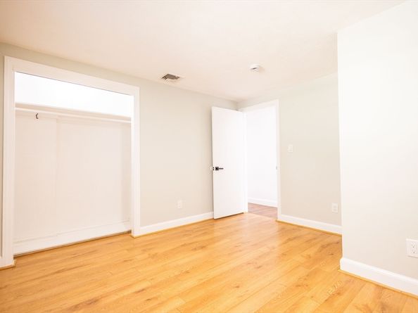 163 Lake St, Weymouth MA 02189
