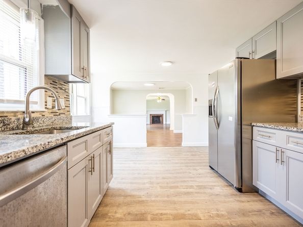 163 Lake St, Weymouth MA 02189