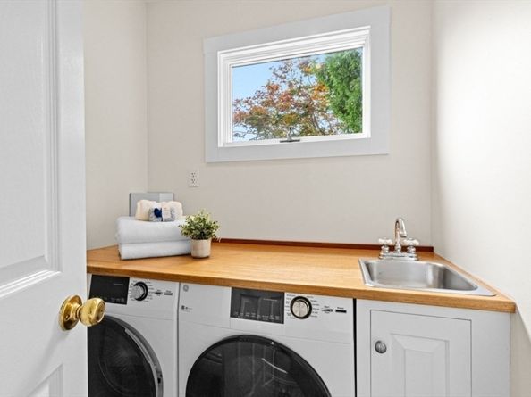 56 Margin St, Cohasset MA 02025