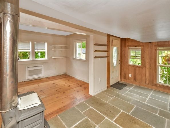 13 Atwood Street, Kingston MA 02364