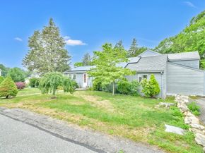 13 Atwood Street, Kingston MA 02364