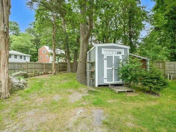 13 Atwood Street, Kingston MA 02364