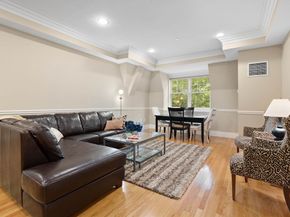 12 Russell Rd 405, Wellesley MA 02482