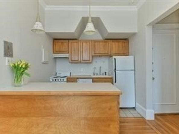 7 Hereford 8, Boston MA 02115