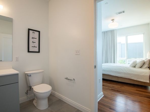 3531 Washington St 316, Boston MA 02130