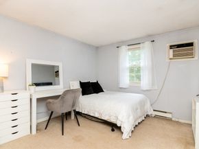 42 Queensboro Ct 42, Norwood MA 02062