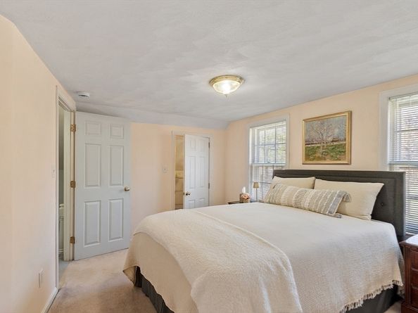 13 Washington Street, North Reading MA 01864