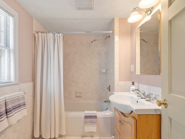 13 Washington Street, North Reading MA 01864