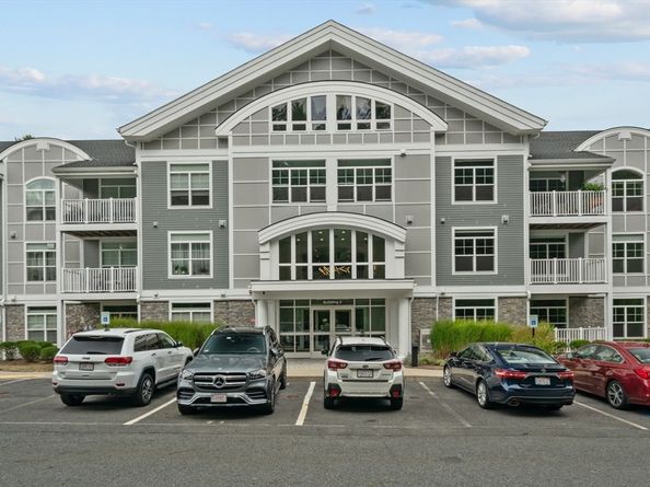 635 Old Post Road 109, Sharon MA 02067