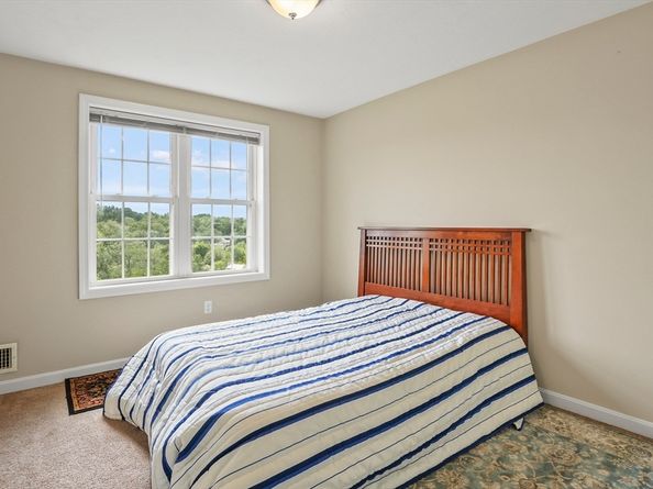 28 Bittersweet Boulevard, Worcester MA 01607