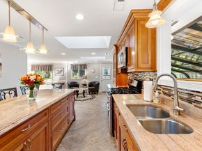 22 Carleton Rd, Tewksbury MA 01876