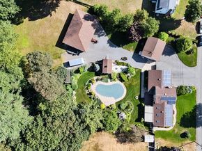 22 Carleton Rd, Tewksbury MA 01876