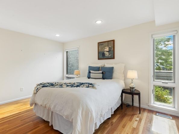 55 Brackett Place B, Marblehead MA 01945