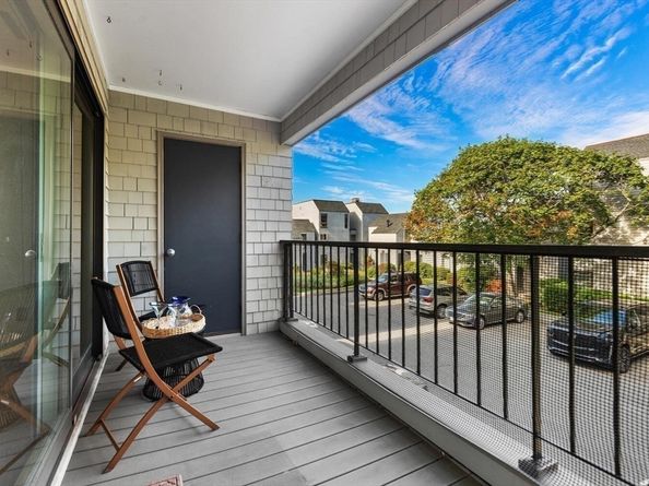 55 Brackett Place B, Marblehead MA 01945