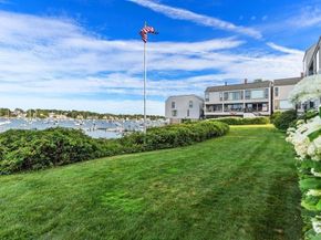 55 Brackett Place B, Marblehead MA 01945