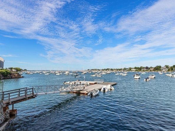 55 Brackett Place B, Marblehead MA 01945