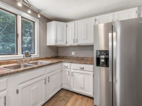 2 Victor Ave, Leicester MA 01524