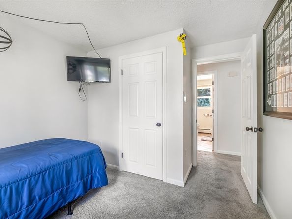2 Victor Ave, Leicester MA 01524