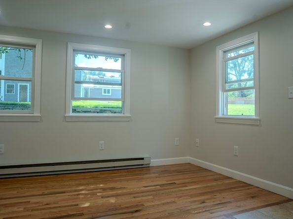 492 Merrimac Street, Newburyport MA 01950