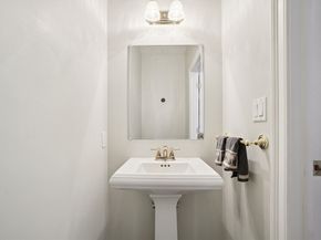 931 Lagrange St 931, Boston MA 02132