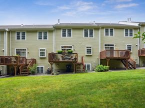 931 Lagrange St 931, Boston MA 02132