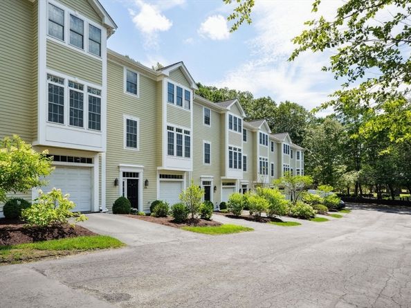 931 Lagrange St 931, Boston MA 02132